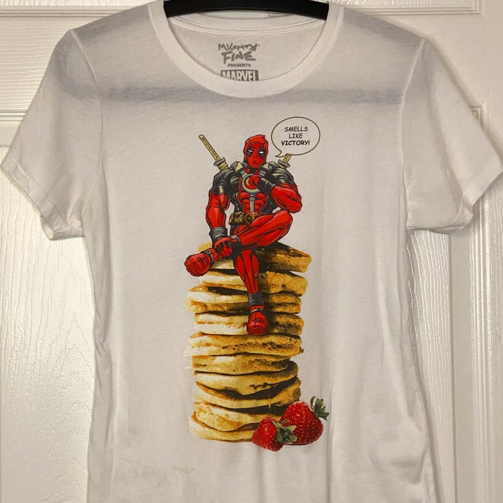 Marvel Deadpool Pancakes White Tee, Large